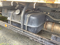 いすゞエルフ平ボディ小型（2t・3t）[写真10]