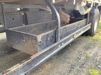 いすゞエルフ平ボディ小型（2t・3t）[写真12]