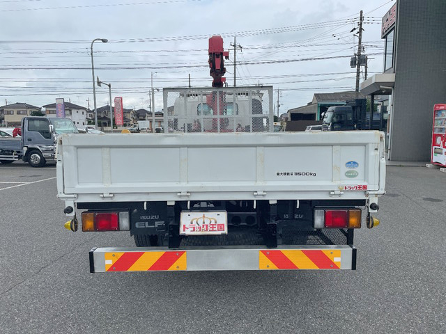 いすゞエルフクレーン3段小型（2t・3t）[写真10]