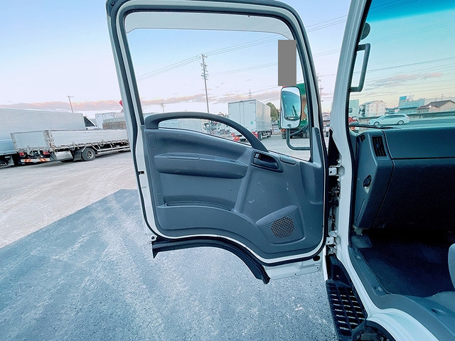 いすゞエルフクレーン3段小型（2t・3t）[写真31]