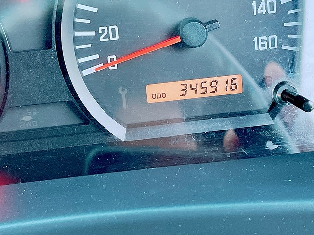 いすゞエルフクレーン3段小型（2t・3t）[写真37]