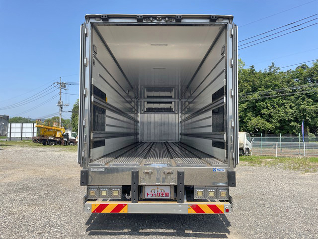 いすゞギガ冷凍車（冷蔵車）大型（10t）[写真10]