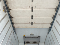 いすゞエルフ冷凍車（冷蔵車）小型（2t・3t）[写真15]