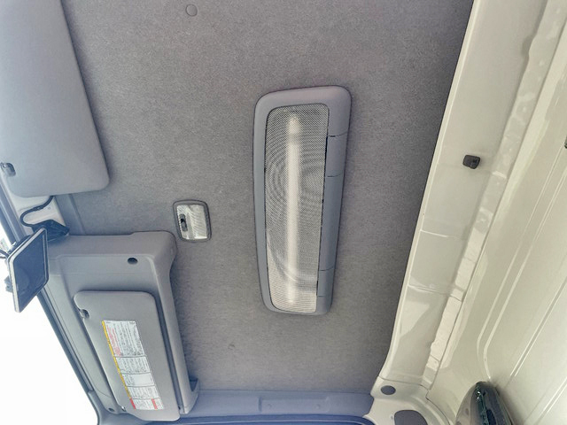 いすゞエルフ冷凍車（冷蔵車）小型（2t・3t）[写真32]