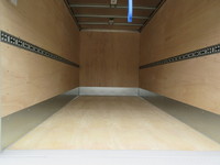 三菱ふそうキャンターアルミバン小型（2t・3t）[写真03]