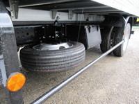 三菱ふそうキャンターアルミバン小型（2t・3t）[写真09]