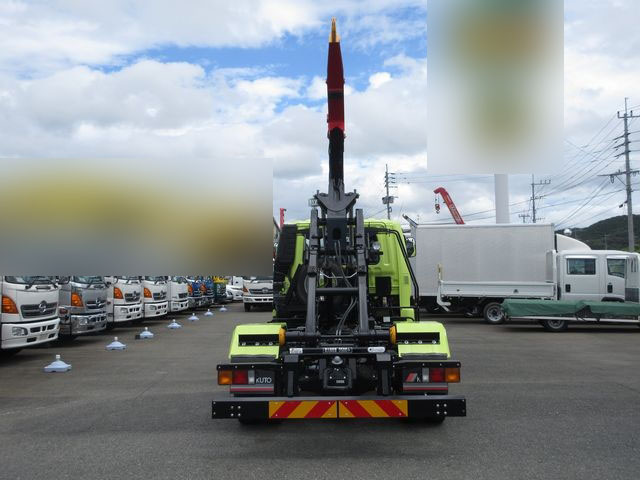 三菱ふそうファイターコンテナ専用車中型（4t）[写真10]