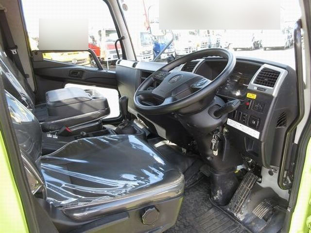 三菱ふそうファイターコンテナ専用車中型（4t）[写真24]