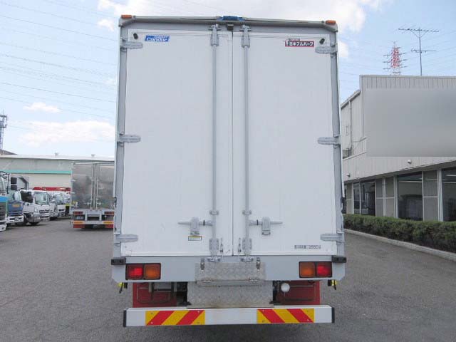 UDトラックスコンドルアルミウイング中型（4t）[写真10]