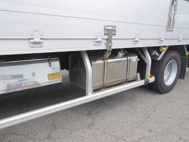 UDトラックスコンドルアルミウイング中型（4t）[写真12]