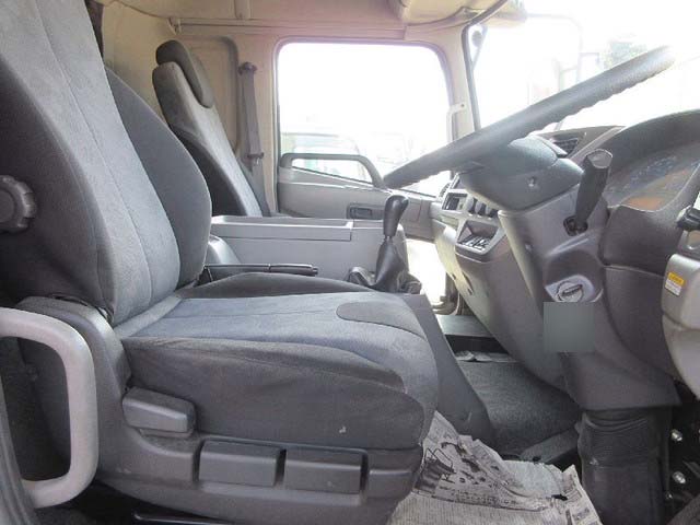 UDトラックスコンドルアルミウイング中型（4t）[写真18]