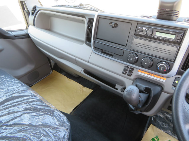 三菱ふそうキャンターセルフローダー小型（2t・3t）[写真14]