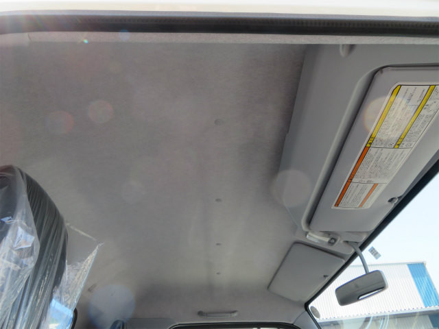 三菱ふそうキャンターセルフローダー小型（2t・3t）[写真20]