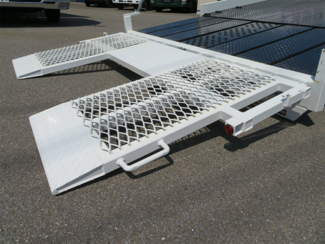 三菱ふそうキャンターセルフローダー小型（2t・3t）[写真27]