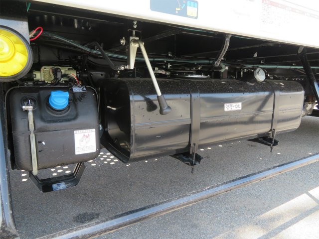 三菱ふそうキャンターセルフローダー小型（2t・3t）[写真37]