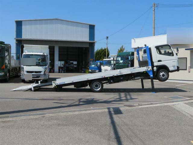 三菱ふそうキャンターセルフローダー小型（2t・3t）[写真09]