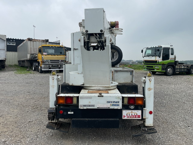 三菱ふそうキャンター高所作業車小型（2t・3t）[写真10]