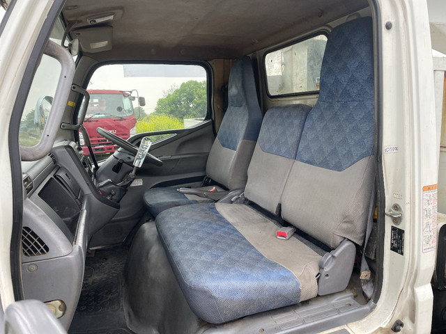 三菱ふそうキャンター高所作業車小型（2t・3t）[写真30]