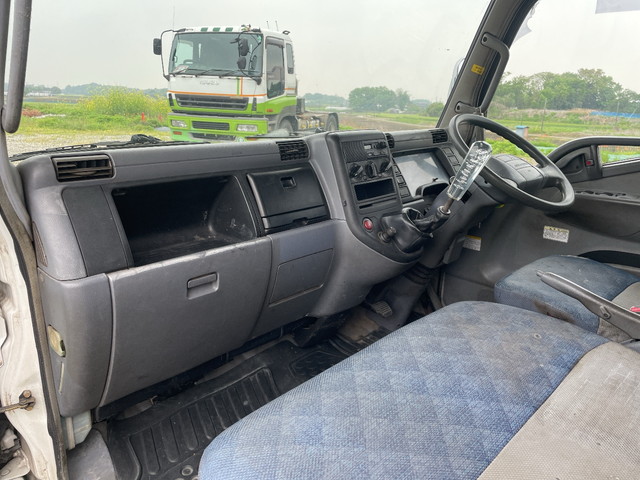 三菱ふそうキャンター高所作業車小型（2t・3t）[写真32]