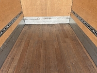 三菱ふそうキャンターアルミバン小型（2t・3t）[写真10]