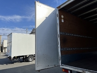 三菱ふそうキャンターアルミバン小型（2t・3t）[写真11]