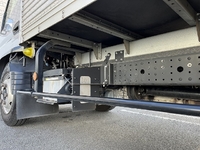 三菱ふそうキャンターアルミバン小型（2t・3t）[写真16]