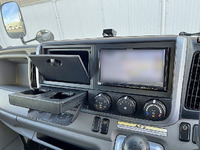 三菱ふそうキャンターアルミバン小型（2t・3t）[写真28]