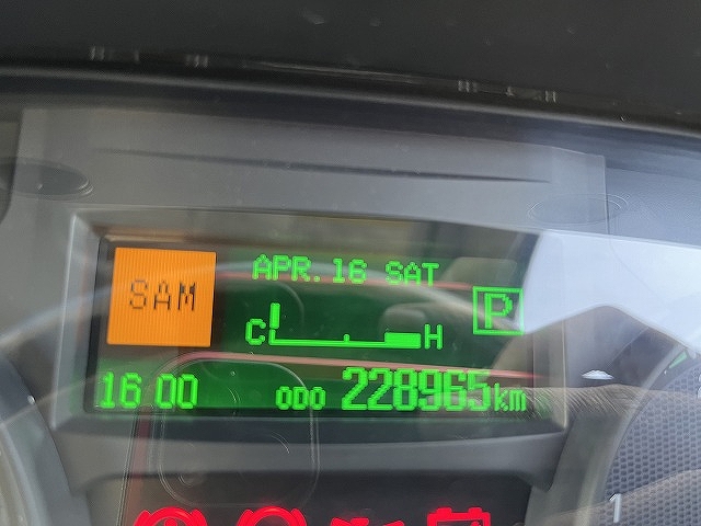 三菱ふそうキャンターアルミバン小型（2t・3t）[写真38]