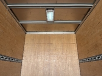 三菱ふそうキャンターアルミバン小型（2t・3t）[写真09]