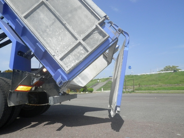 日野レンジャー深ダンプ（土砂禁ダンプ）増トン（6t・8t）[写真10]