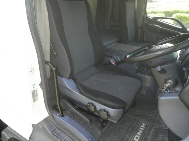 日野レンジャー深ダンプ（土砂禁ダンプ）増トン（6t・8t）[写真26]