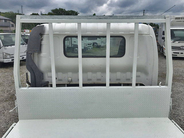 日野デュトロ平ボディ小型（2t・3t）[写真11]