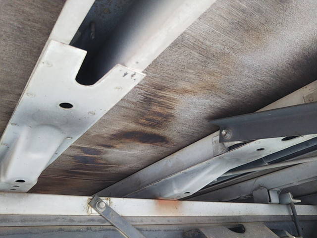 日野デュトロ平ボディ小型（2t・3t）[写真17]