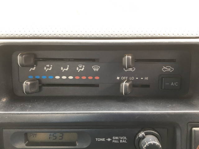 日野デュトロ平ボディ小型（2t・3t）[写真31]