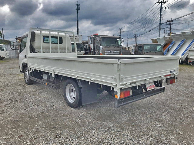 日野デュトロ平ボディ小型（2t・3t）[写真04]