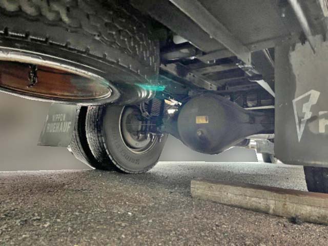 三菱ふそうファイターアルミウイング中型（4t）[写真16]