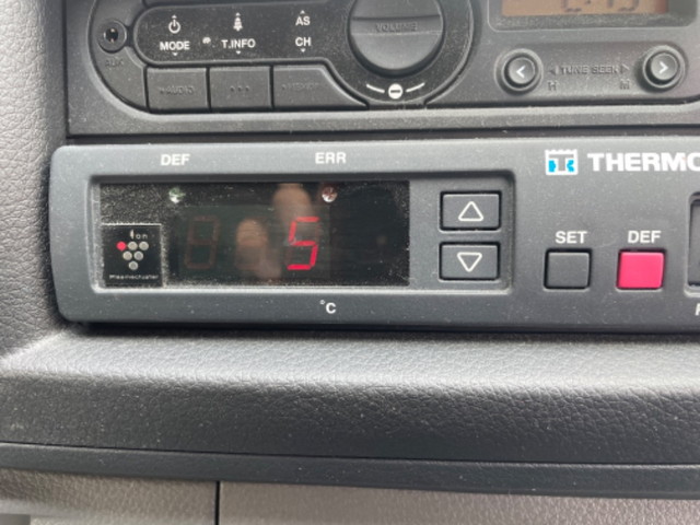 日産キャラバン冷凍車（冷蔵車）小型（2t・3t）[写真14]