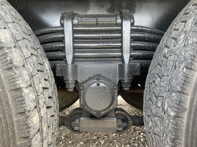 UDトラックスクオン冷凍車（冷蔵車）大型（10t）[写真17]