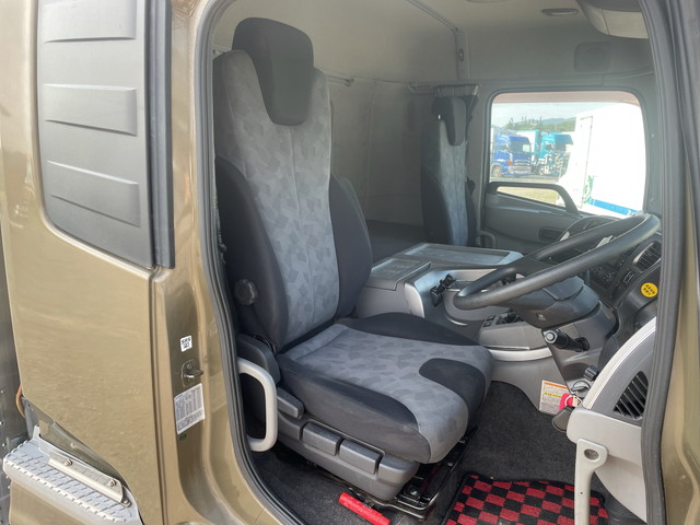 UDトラックスクオン冷凍車（冷蔵車）大型（10t）[写真26]