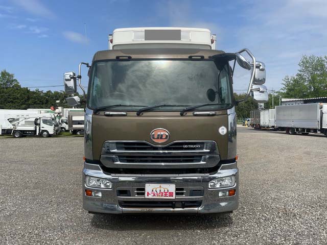 UDトラックスクオン冷凍車（冷蔵車）大型（10t）[写真06]