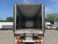 UDトラックスクオン冷凍車（冷蔵車）大型（10t）[写真09]