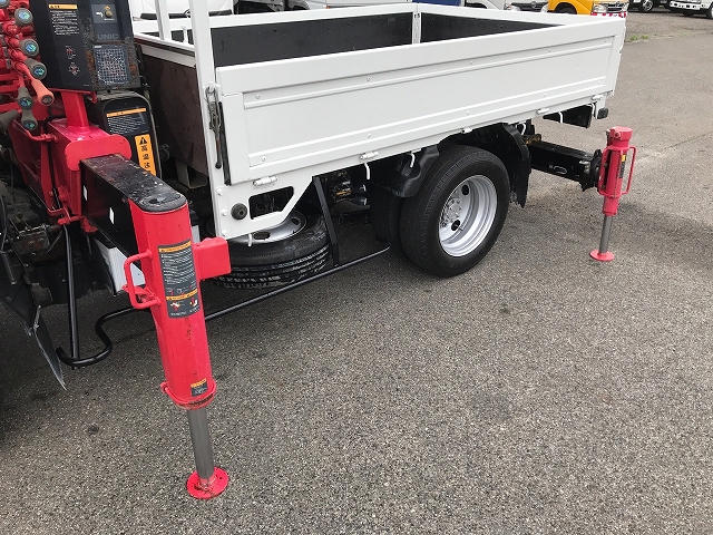 いすゞエルフクレーン3段小型（2t・3t）[写真14]