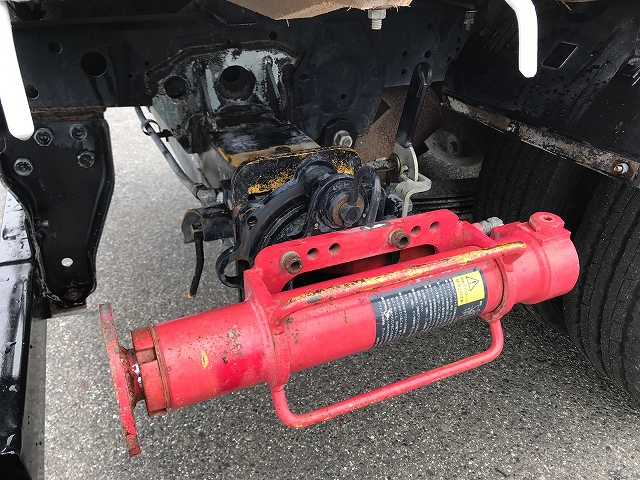 いすゞエルフクレーン3段小型（2t・3t）[写真15]