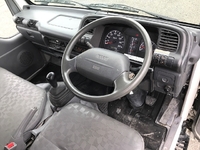 いすゞエルフクレーン3段小型（2t・3t）[写真24]