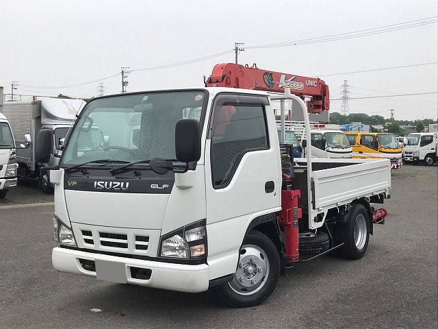 いすゞエルフクレーン3段小型（2t・3t）[写真03]