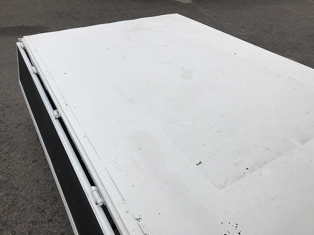 いすゞエルフクレーン3段小型（2t・3t）[写真09]