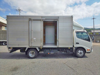 日野デュトロアルミバン小型（2t・3t）[写真08]