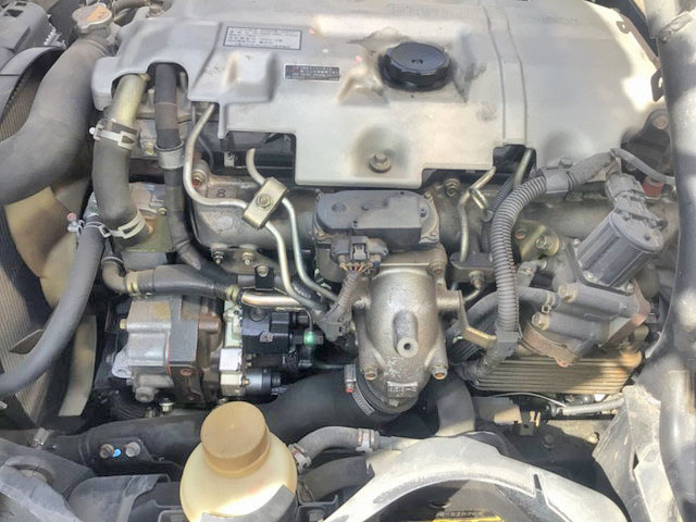 三菱ふそうキャンター平ボディ小型（2t・3t）[写真22]