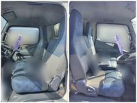 三菱ふそうキャンター平ボディ小型（2t・3t）[写真28]