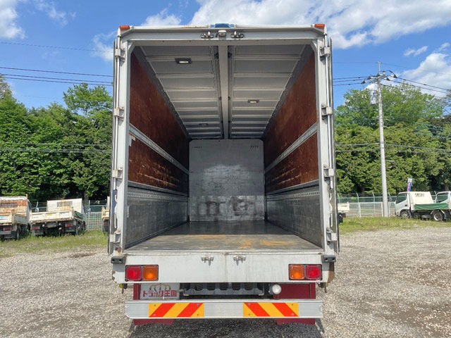 いすゞフォワードアルミウイング増トン（6t・8t）[写真11]